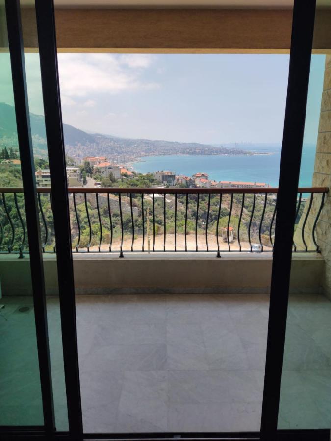 Adma Blue Screen Jounieh Kültér fotó