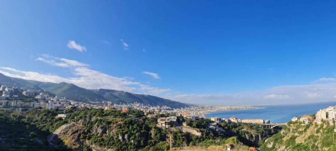Adma Blue Screen Jounieh Kültér fotó
