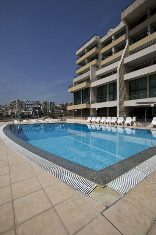 Adma Blue Screen Jounieh Kültér fotó